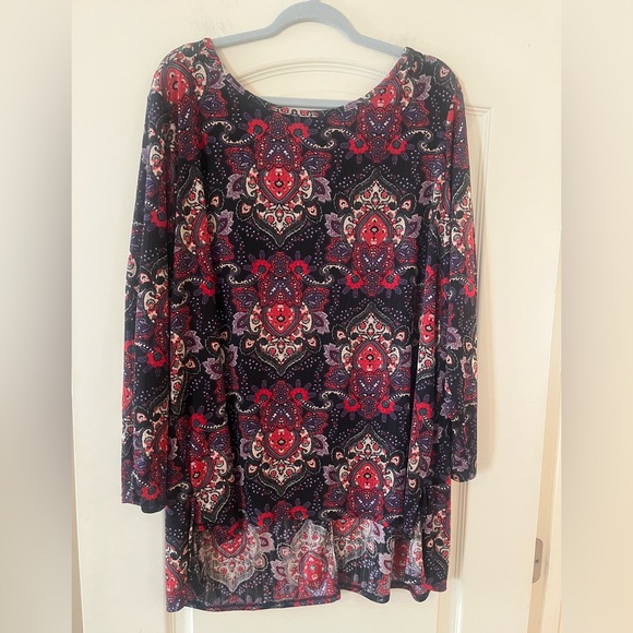 Tops - Dana Buchman Elegant Black and Red Patterned Women's Blouse Size 2X